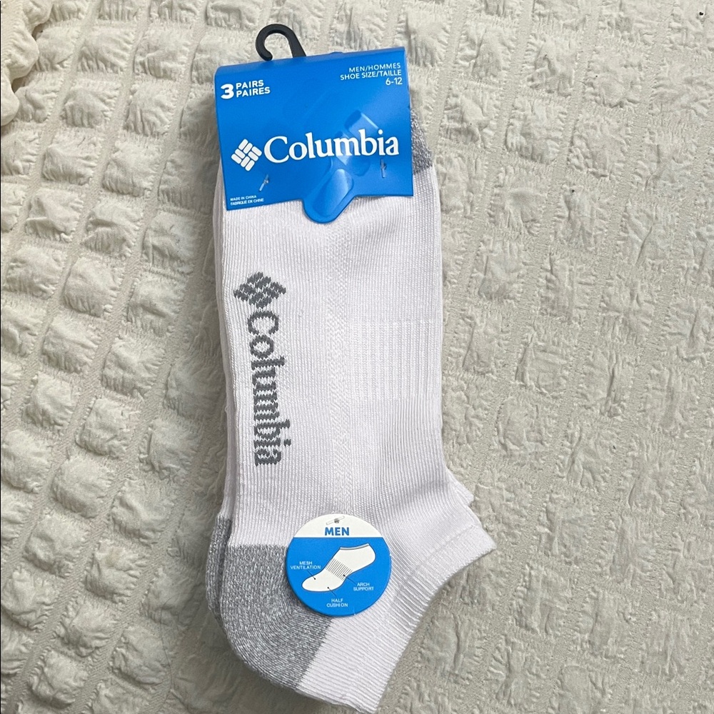 Columbia Men’s White Low-Cut Athletic Socks with Gray Heel & Logo (3-Pack)